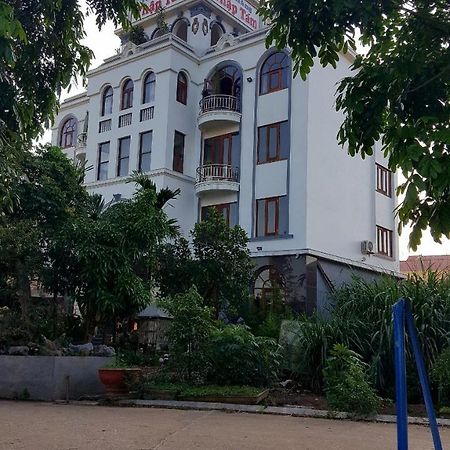 Thap Tam Royal Hotel نينه بينه المظهر الخارجي الصورة