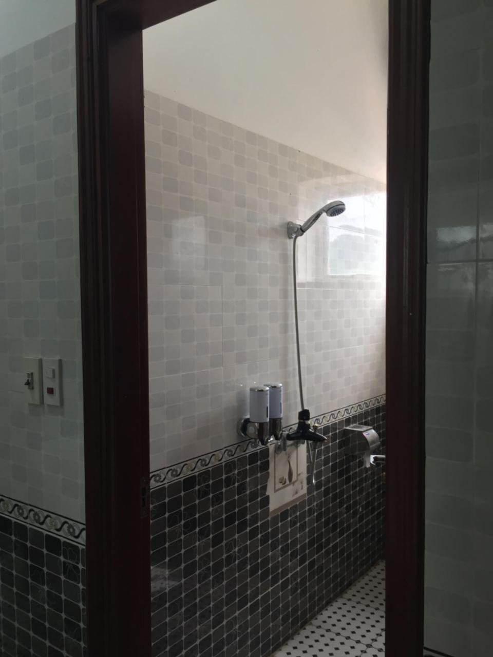 Thap Tam Royal Hotel نينه بينه المظهر الخارجي الصورة